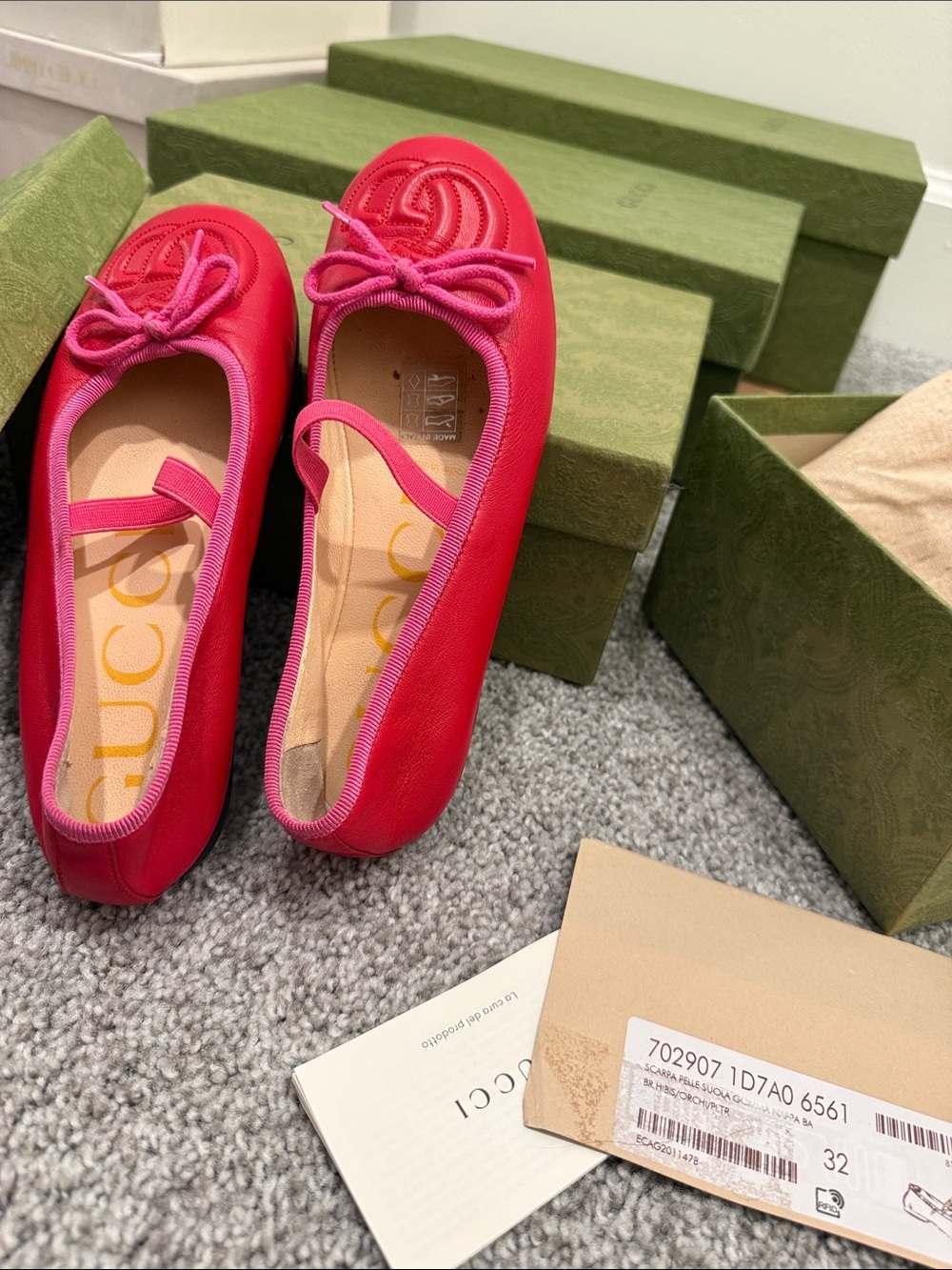 Gucci Pink Leather Girls' Ballet Flats with Tonal Bow